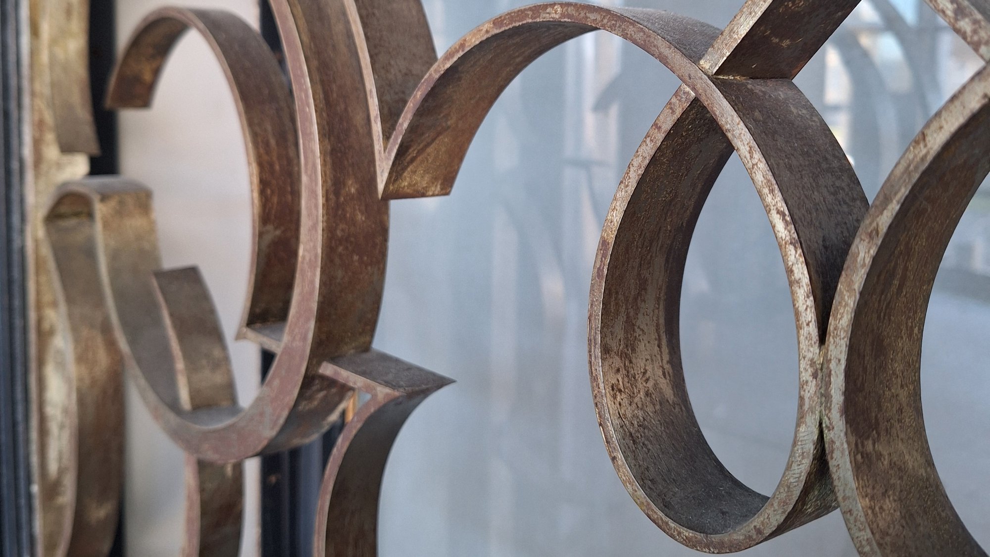 Metal corrosion at the Miséricorde University, Fribourg
